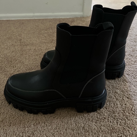 Marc fisher boots - Picture 3 of 3